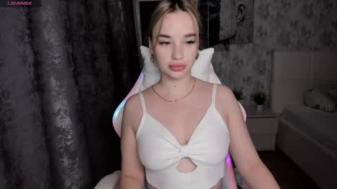 Snapshot of kirakrox chatting on October 18, 7:25 pm kirakrox online show from October 18, 7:25 pm