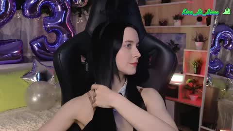 Kira    online show from December 14, 12:33 am