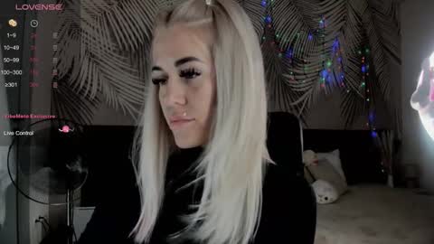 Kira online show from March 11, 8:53 am