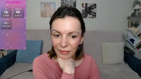 Snapshot of kiramartins_cat chatting on February 2, 5:04 pm kiramartins cat online show from February 2, 5:04 pm