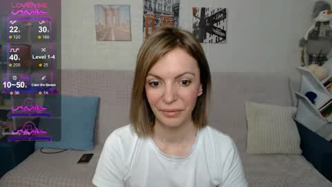 Snapshot of kiramartins_cat chatting on February 5, 3:23 am kiramartins cat online show from February 5, 3:23 am