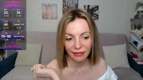 Snapshot of kiramartins_cat chatting on February 25, 5:25 pm kiramartins cat online show from February 25, 5:25 pm