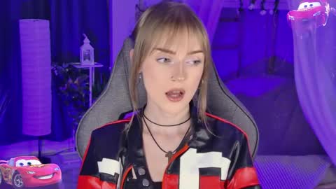 Kira online show from May 15, 11:01 pm