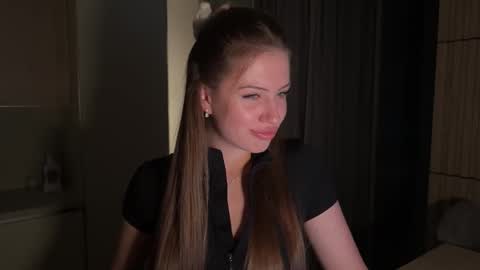 Snapshot of kiramystery chatting on October 7, 2:25 pm Kira online show from October 7, 2:25 pm