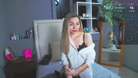 Snapshot of kiranigt chatting on November 29, 1:52 am KiraNigt online show from November 29, 1:52 am