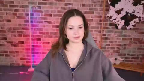 kiravair online show from March 18, 12:19 pm