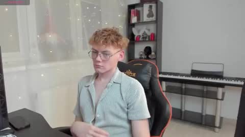 Kirill and Andrey online show from February 6, 6:24 pm