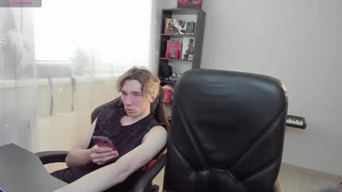 Kirill and Andrey online show from February 16, 8:21 am