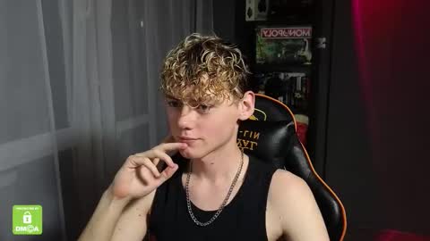 Kirill and Andrey online show from October 24, 1:13 am