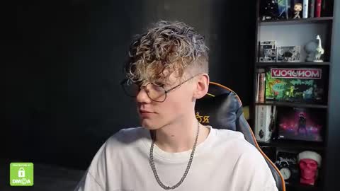 Kirill and Andrey online show from November 20, 1:11 pm