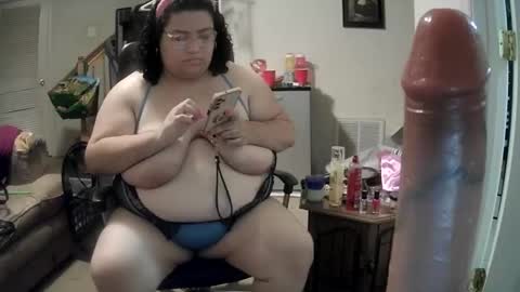 Snapshot of kirrarune chatting on October 8, 2:20 am Kirra Rune online show from October 8, 2:20 am