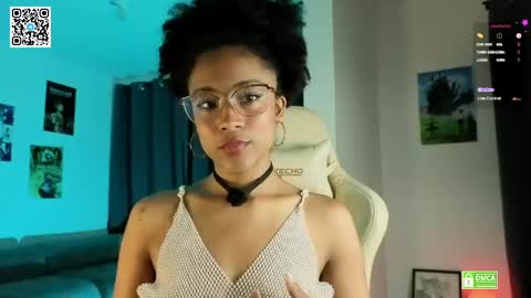 Snapshot of kiry_blossom chatting on May 2, 4:17 am See you in a few minutes today December 1st. online show from May 2, 4:17 am
