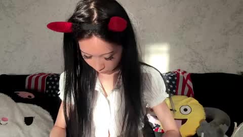 Hina online show from April 18, 12:42 pm