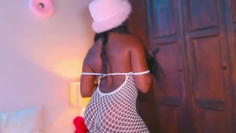 kishalove_ online show from April 22, 11:12 am