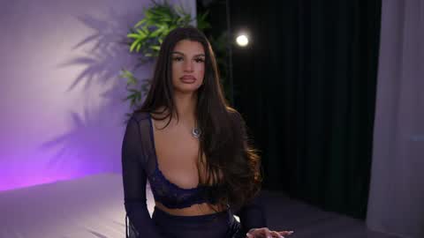 Kiss Jess online show from April 8, 9:26 pm