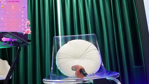 kiss_katy online show from April 22, 10:17 am