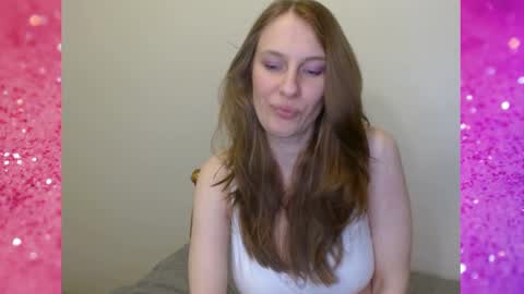Snapshot of kissallie chatting on October 28, 3:36 pm Allie online show from October 28, 3:36 pm
