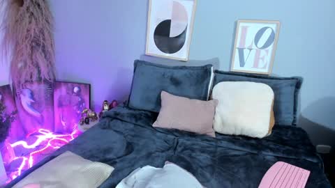 kissasins22 online show from December 15, 2:41 am