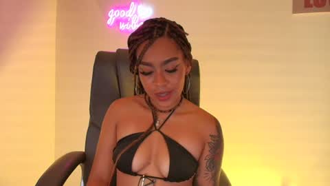 Snapshot of kisscocoaxo chatting on July 22, 1:19 am cocoa online show from July 22, 1:19 am