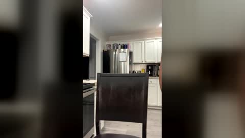 Bee online show from March 12, 4:29 am