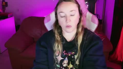 kissica online show from January 19, 2:49 pm