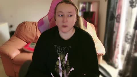 kissica online show from February 15, 10:44 am