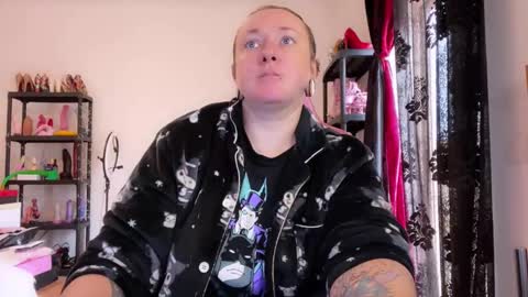 kissica online show from December 5, 11:08 am