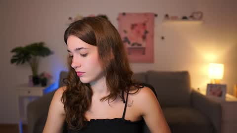 Sisi online show from September 20, 6:20 pm