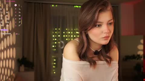 Snapshot of kissiekat chatting on May 31, 7:48 pm Lola online show from May 31, 7:48 pm