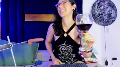 Kissing Company online show from April 10, 4:39 am