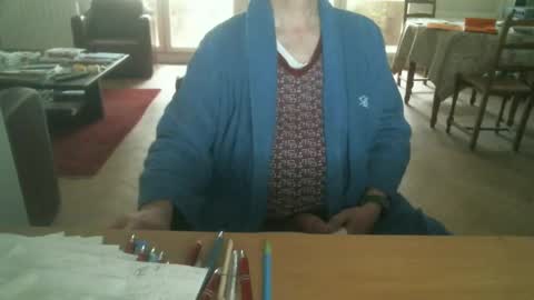 kisslog1 online show from October 4, 7:39 am