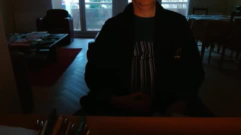 kisslog1 online show from February 14, 4:26 pm