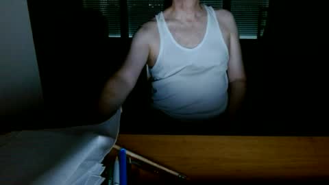 Snapshot of kisslog1 chatting on June 28, 6:08 am kisslog1 online show from June 28, 6:08 am