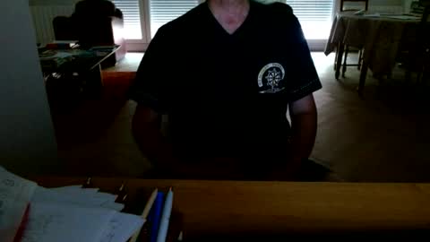 Snapshot of kisslog1 chatting on July 31, 9:52 am kisslog1 online show from July 31, 9:52 am