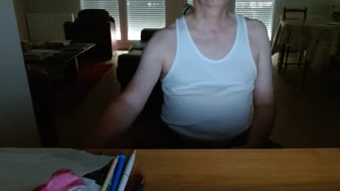 Snapshot of kisslog1 chatting on August 8, 10:06 am kisslog1 online show from August 8, 10:06 am