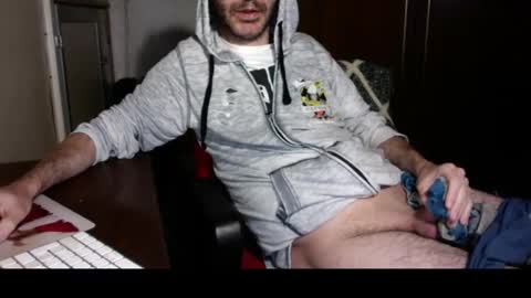 kissofbanned1983 online show from September 9, 8:25 am