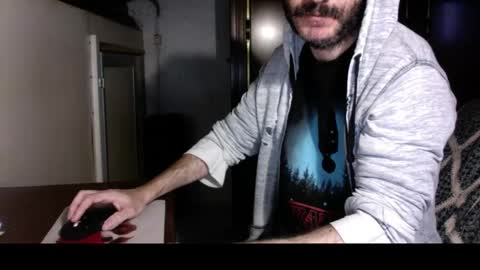 kissofbanned1983 online show from October 30, 9:33 am