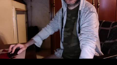 kissofbanned1983 online show from December 23, 10:35 am