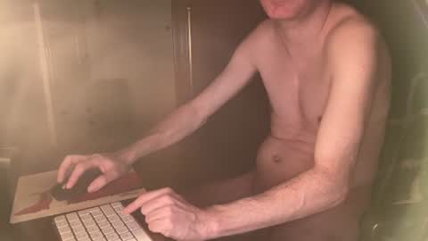 Snapshot of kissofbanned1983 chatting on July 10, 9:39 pm kissofbanned1983 online show from July 10, 9:39 pm