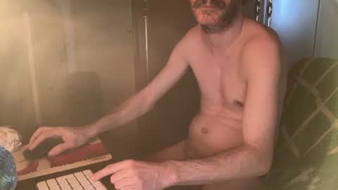 Snapshot of kissofbanned1983 chatting on July 29, 9:18 am kissofbanned1983 online show from July 29, 9:18 am