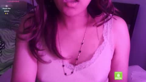 J online show from February 11, 8:25 pm