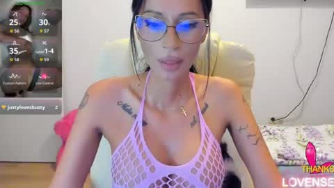 Snapshot of kisssnicol chatting on July 9, 3:16 pm kisssnicol online show from July 9, 3:16 pm