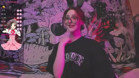 Kissthasky online show from November 8, 4:07 pm