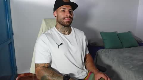 kite__ online show from February 7, 3:08 pm