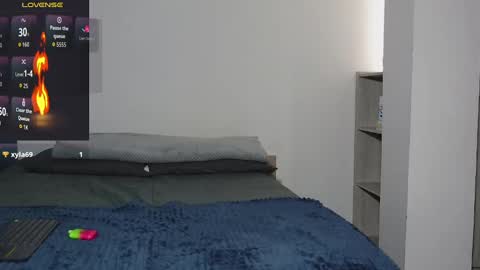 kite__ online show from October 3, 3:53 pm