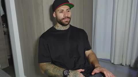 kite__ online show from January 5, 11:08 pm