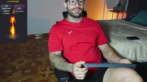 kite__ online show from March 26, 12:28 am