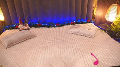 kitness online show from January 11, 11:13 pm