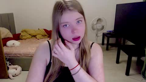 Jennyblonde and Emmabrunette online show from October 25, 1:40 pm
