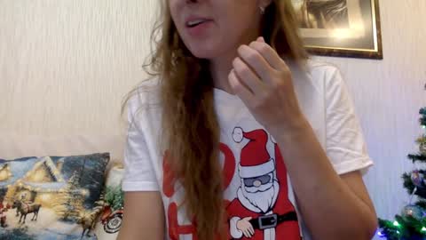 Snapshot of kittenger chatting on December 25, 11:11 am Viki online show from December 25, 11:11 am